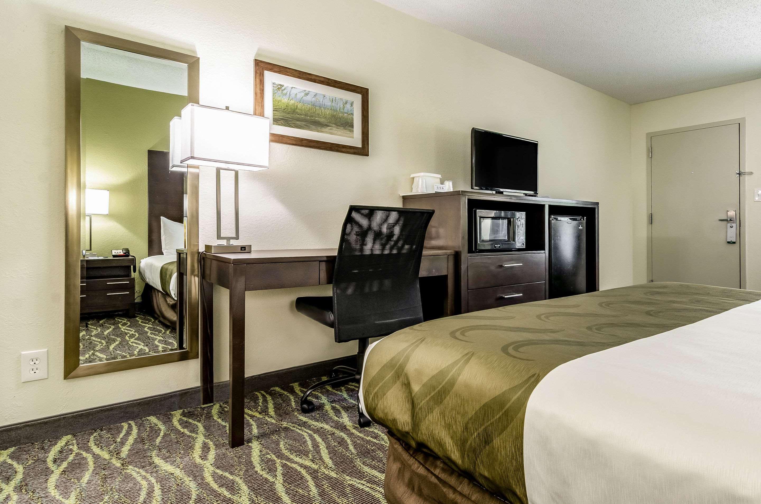 Quality Inn & Suites Creedmor - Butner Creedmoor Luaran gambar