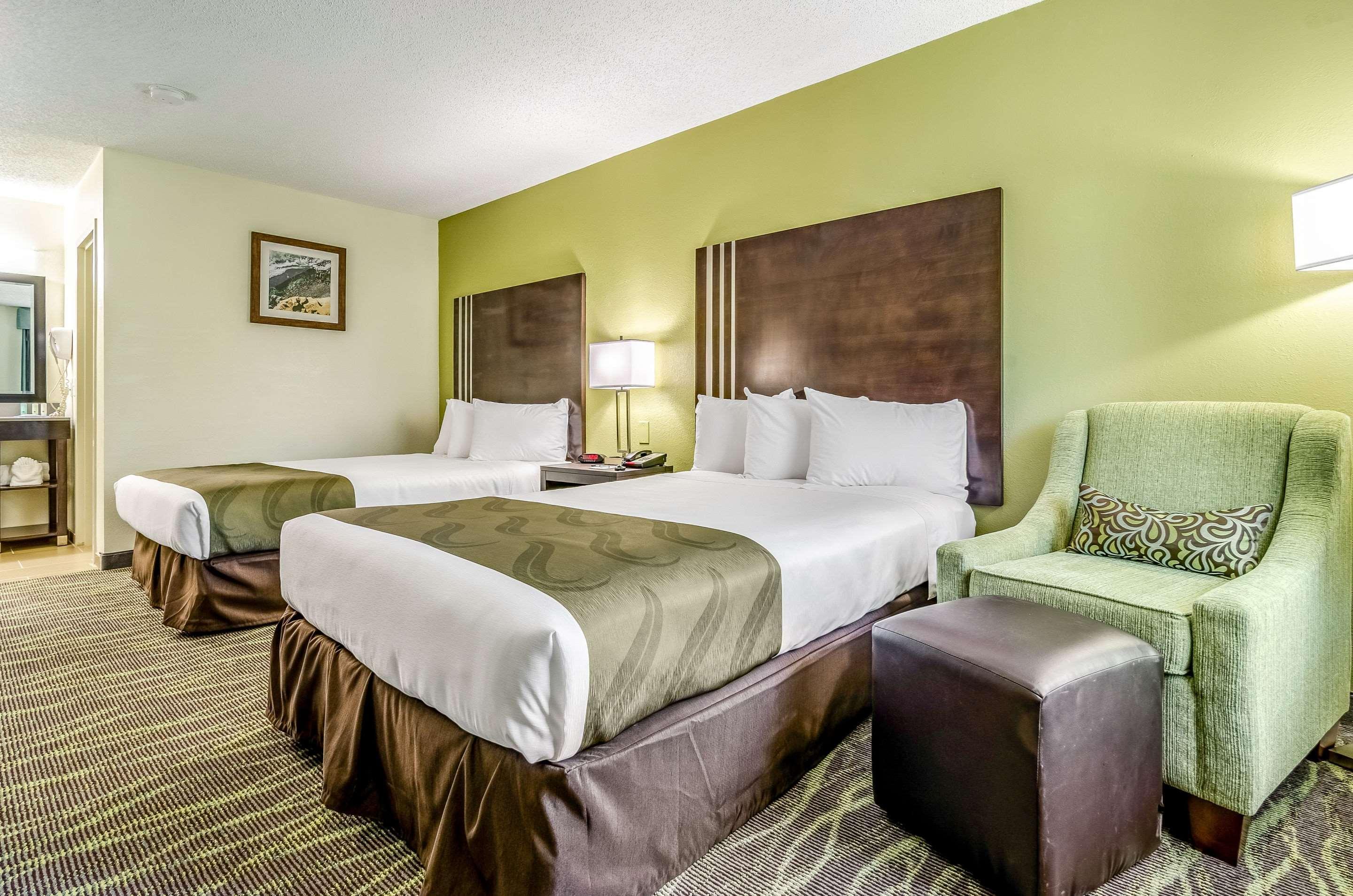 Quality Inn & Suites Creedmor - Butner Creedmoor Luaran gambar